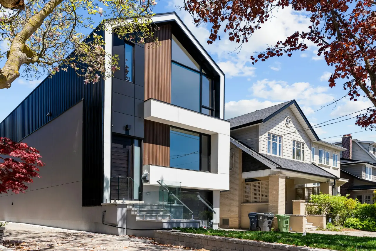 Kartepe Garden Villas: Street facade