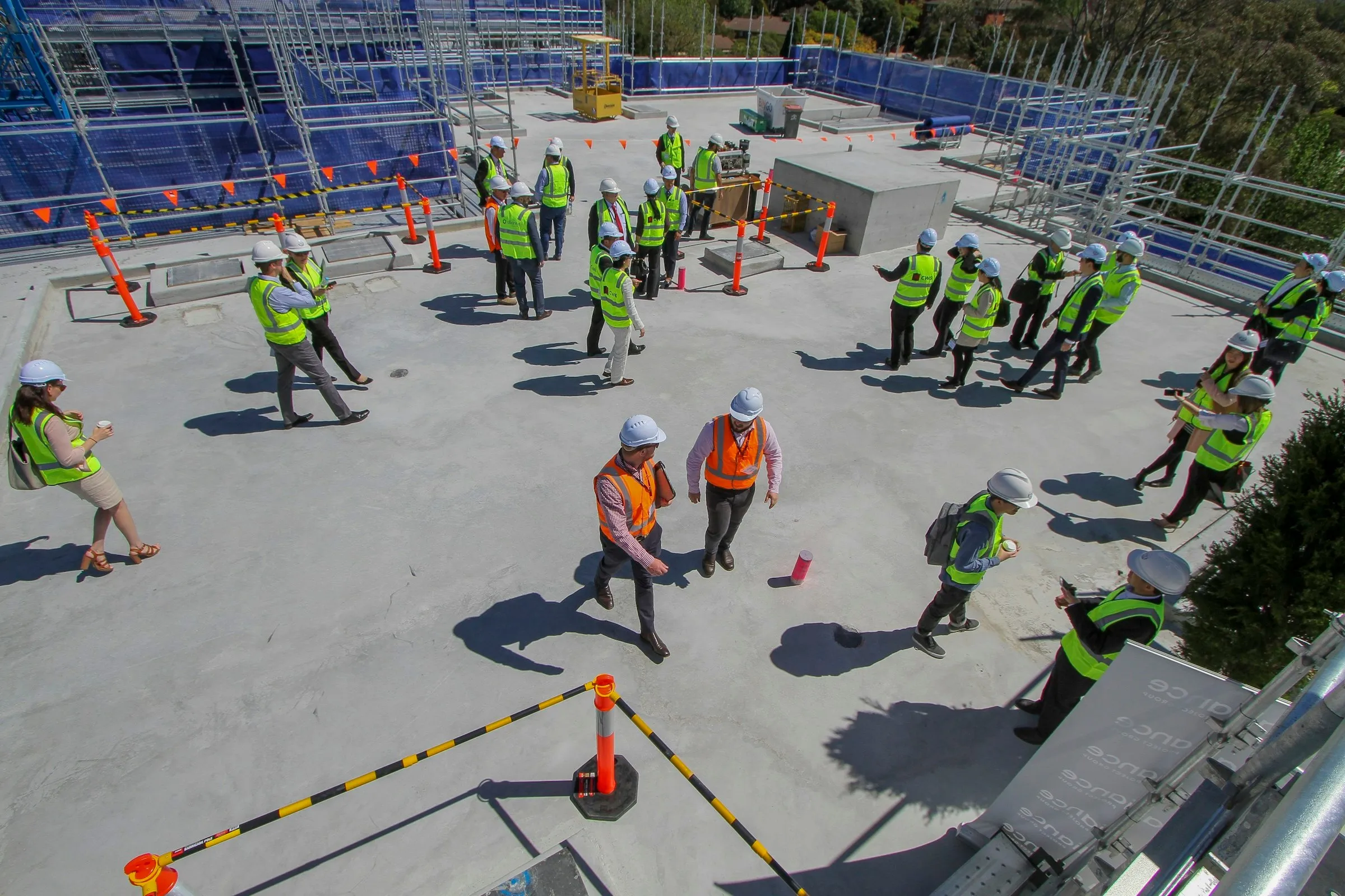 Site meeting on the roof slab