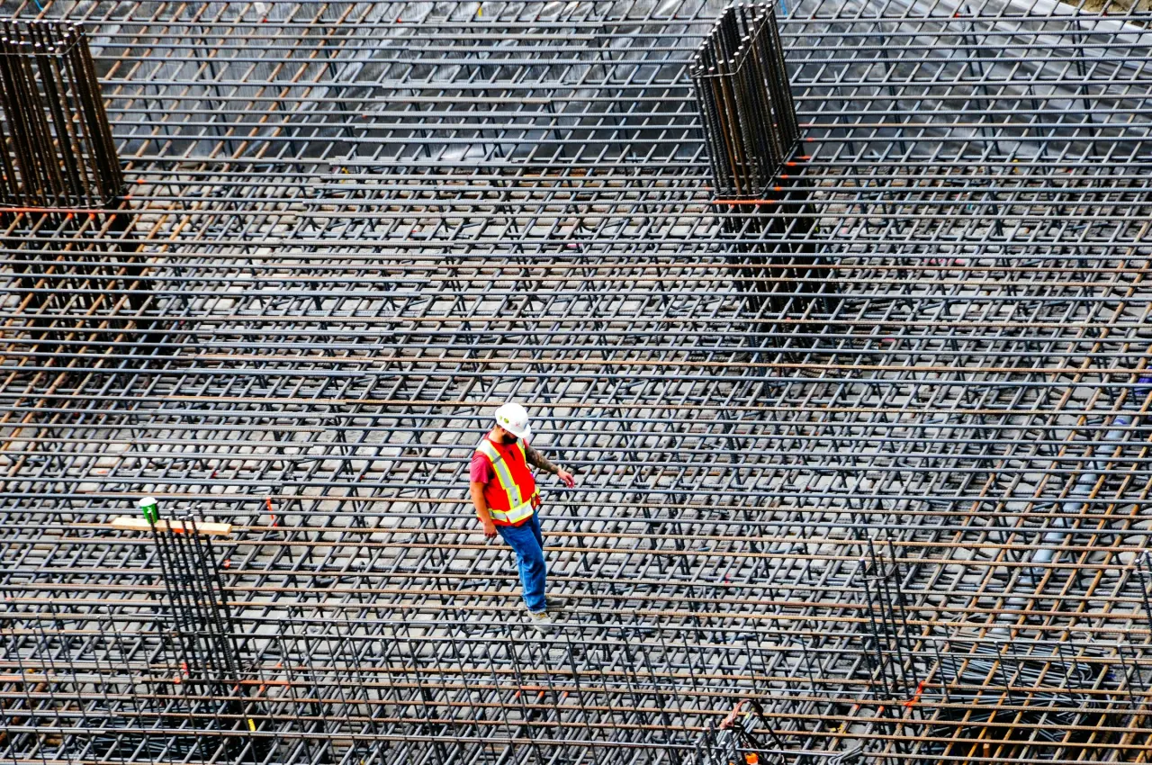 Nilüfer Residence site: Raft foundation reinforcement inspected.